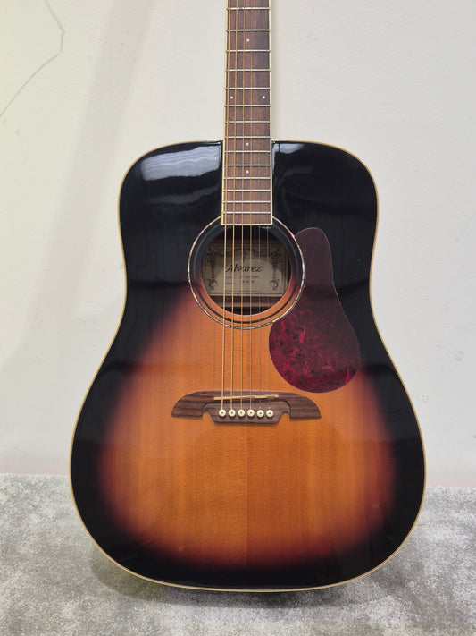 Alvarez RD26SB - Dreadnought Body Acoustic Guitar - Excellent