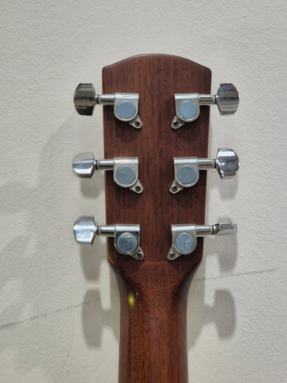 Alvarez RD26SB - Dreadnought Body Acoustic Guitar - Excellent