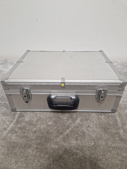 Unbranded Flight Case - Durable, 48cm x 36cm x 10cm, Portable - Good