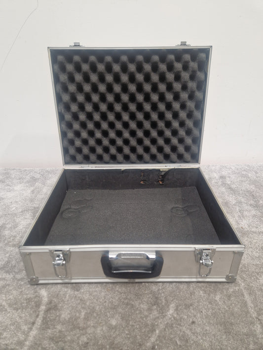 Unbranded Flight Case - Durable, 48cm x 36cm x 10cm, Portable - Good