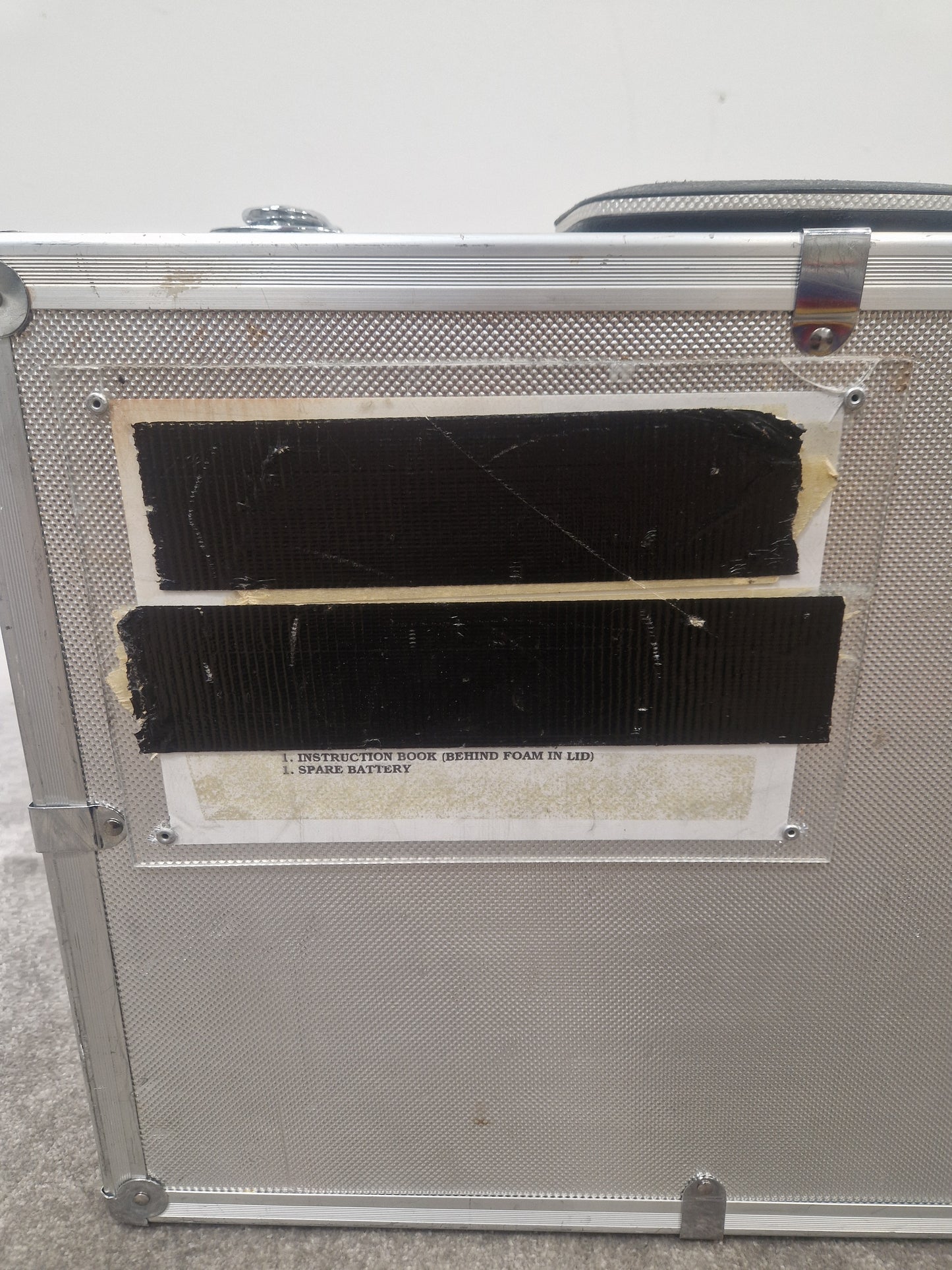 Unbranded Flight Case - 48cm x 36cm x 10cm Durable Construction, Versatile Use - Good