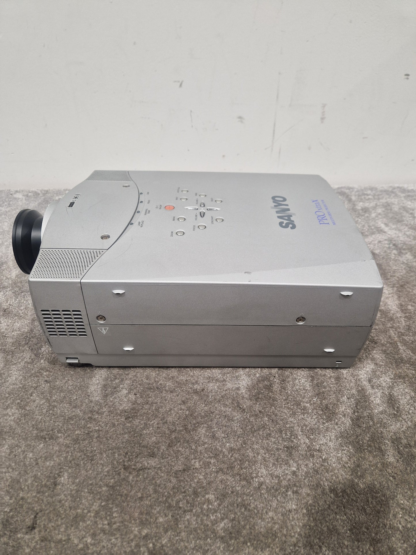 Sanyo PRO Xtra X PLC-XP50 Projector - High Brightness, XGA Resolution - Very Good