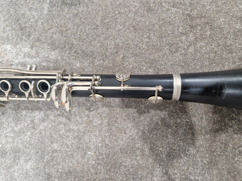 Evette Buffet Crampon Clarinet - Professional Woodwind Instrument - Very Good w/ Hard Case & Clarinet Accessories - Image 8