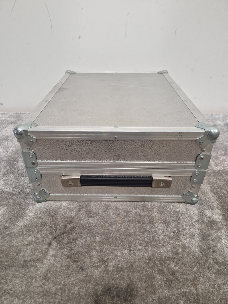Wilkes Flight  case - 48cm x 38cm x 12cm Durable, Portable - Very Good - Image 5