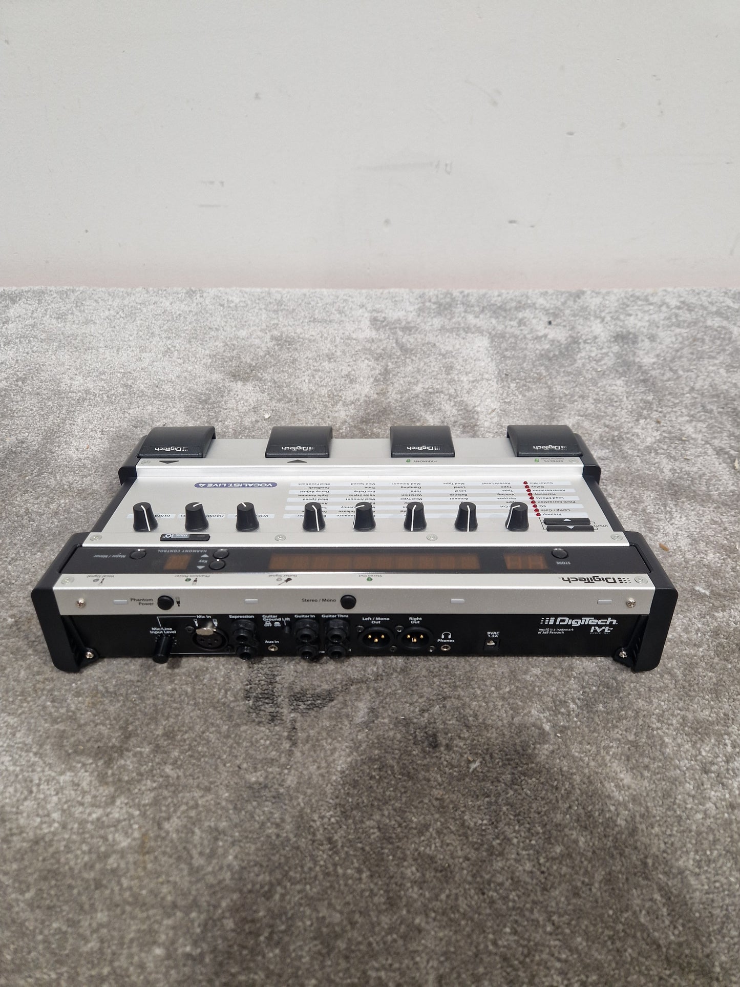 DigiTech Vocalist Live 4 – Harmony & Effects Processor – Excellent w/ Manuals