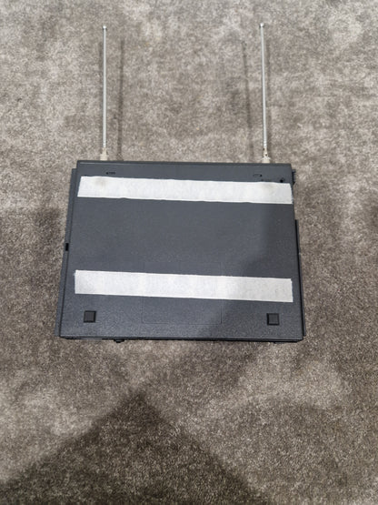 Sennheiser EM1031-V True Diversity Receiver - Professional Audio, True Diversity Technology - Excellent w/ Power Supply & Hard Case & Sennheiser Mic Transmitter