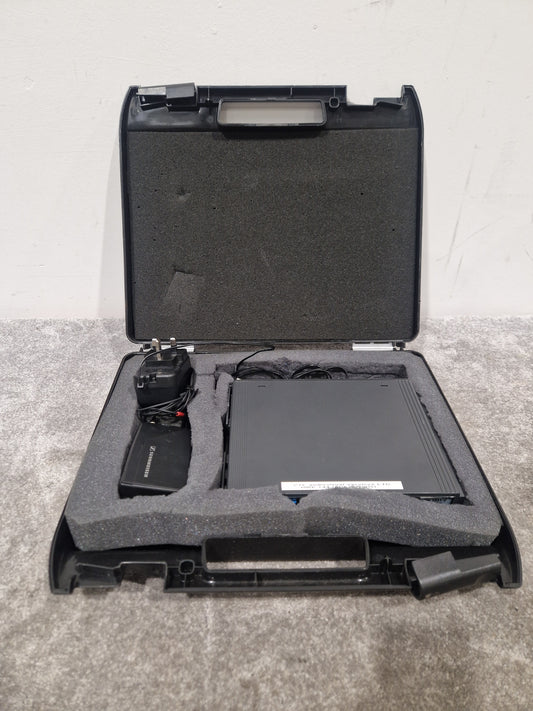 Sennheiser EM1031-V True Diversity Receiver - Professional Audio, True Diversity Technology - Excellent w/ Power Supply & Hard Case & Sennheiser Mic Transmitter