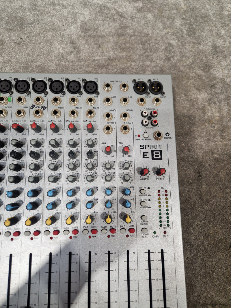 Soundcarft Spirit E8 - 8-Channel Mixer, Compact Design - Excellent w/ Power Supply - Image 9
