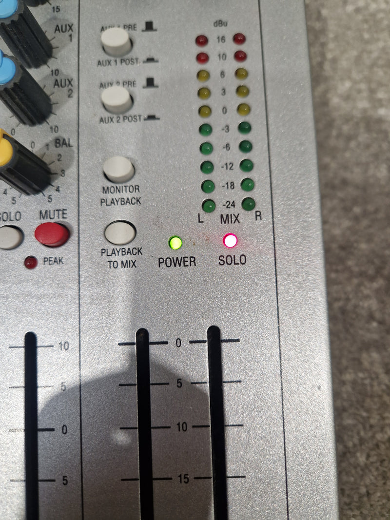 Soundcarft Spirit E8 - 8-Channel Mixer, Compact Design - Excellent w/ Power Supply - Image 10