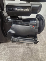 Panasonic NV-M50 - Professional Video Camera, 3-CCD Technology - Very Good w/ Power Supply & Hard Case & Camera Accessories & Adapter - Image 16