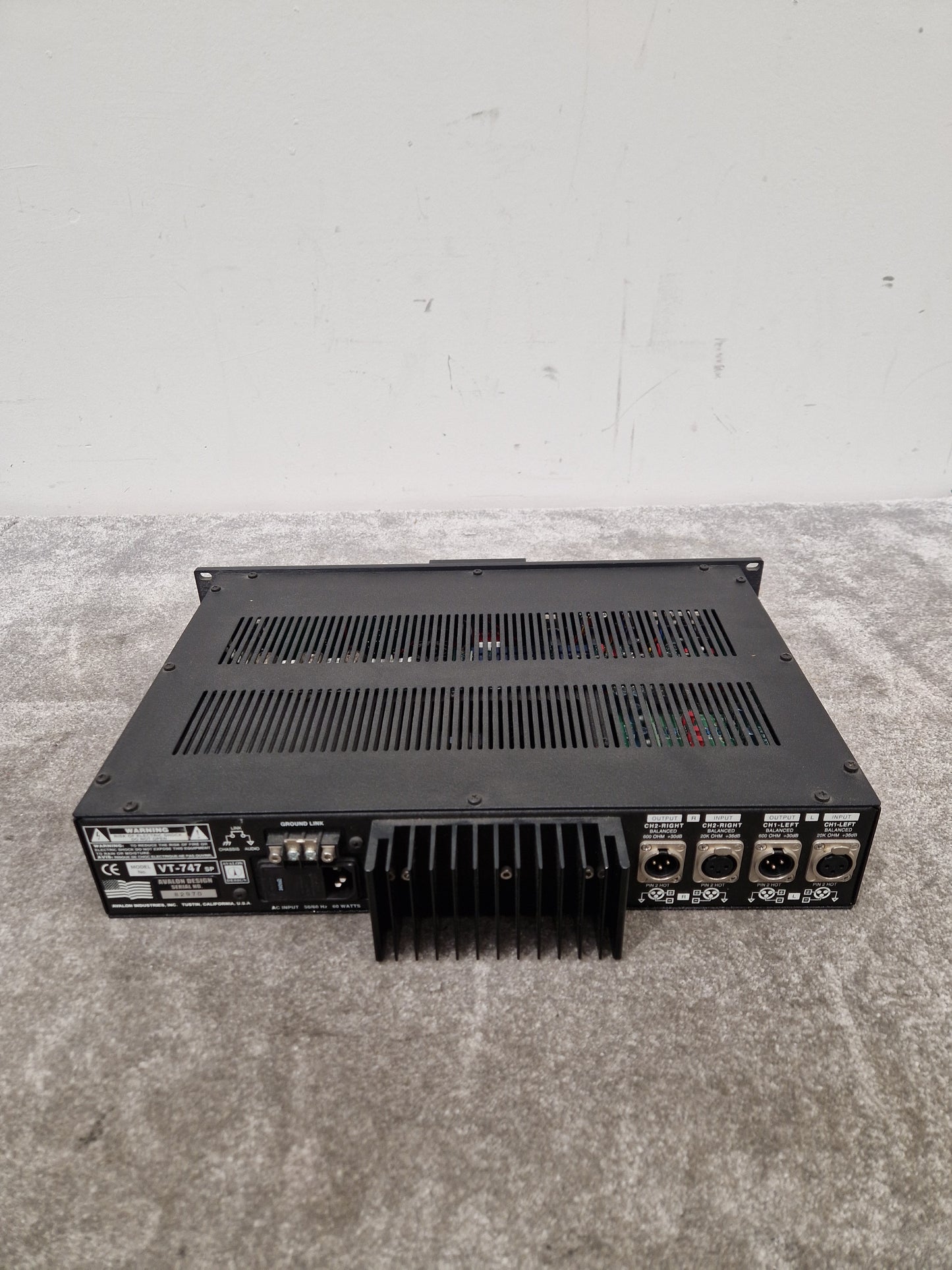 Avalon VT-747SP – Stereo Opto-Compressor & EQ – Excellent w/ Box & PSU