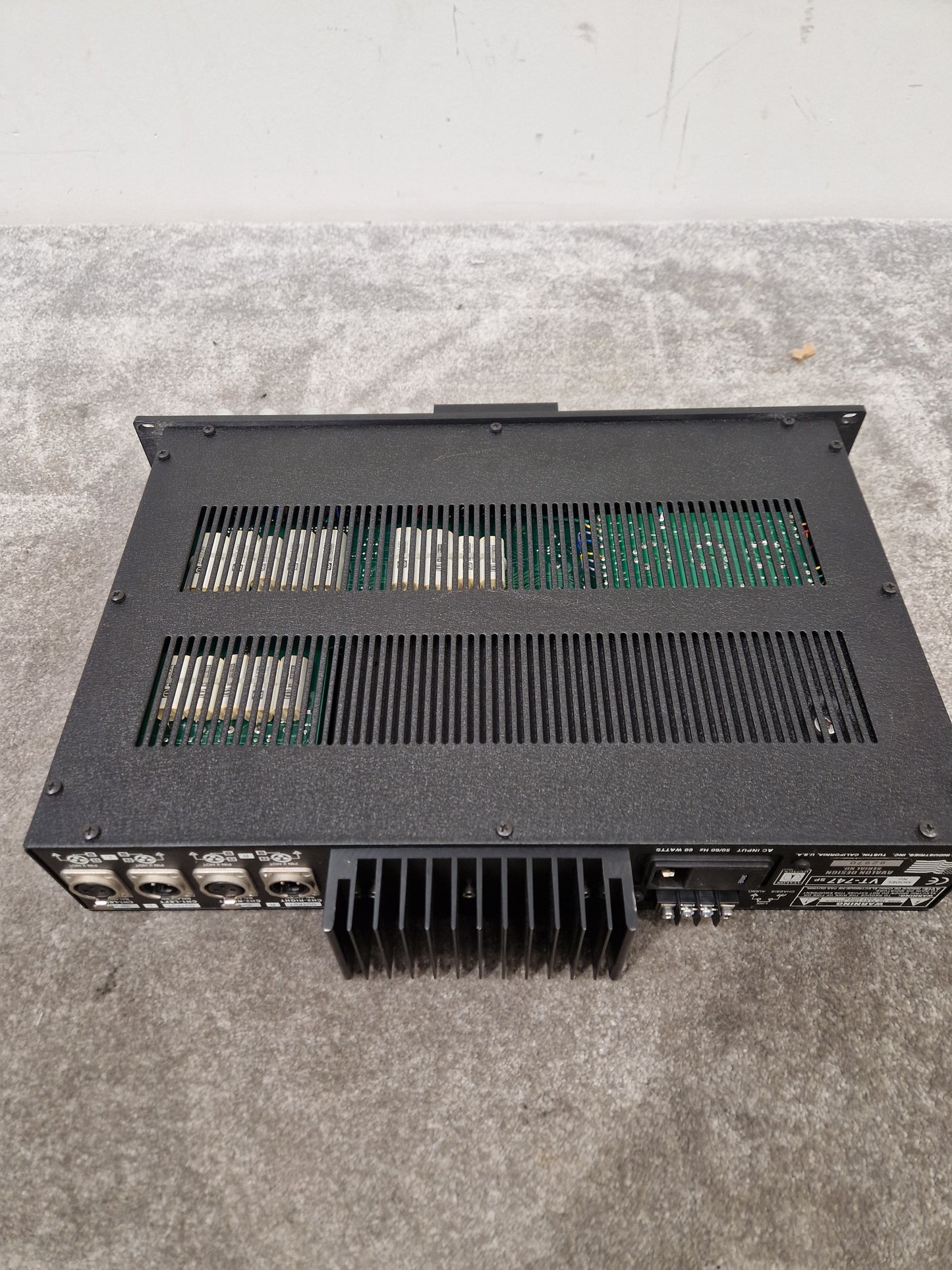 Avalon VT-747SP – Stereo Opto-Compressor & EQ – Excellent w/ Box & PSU