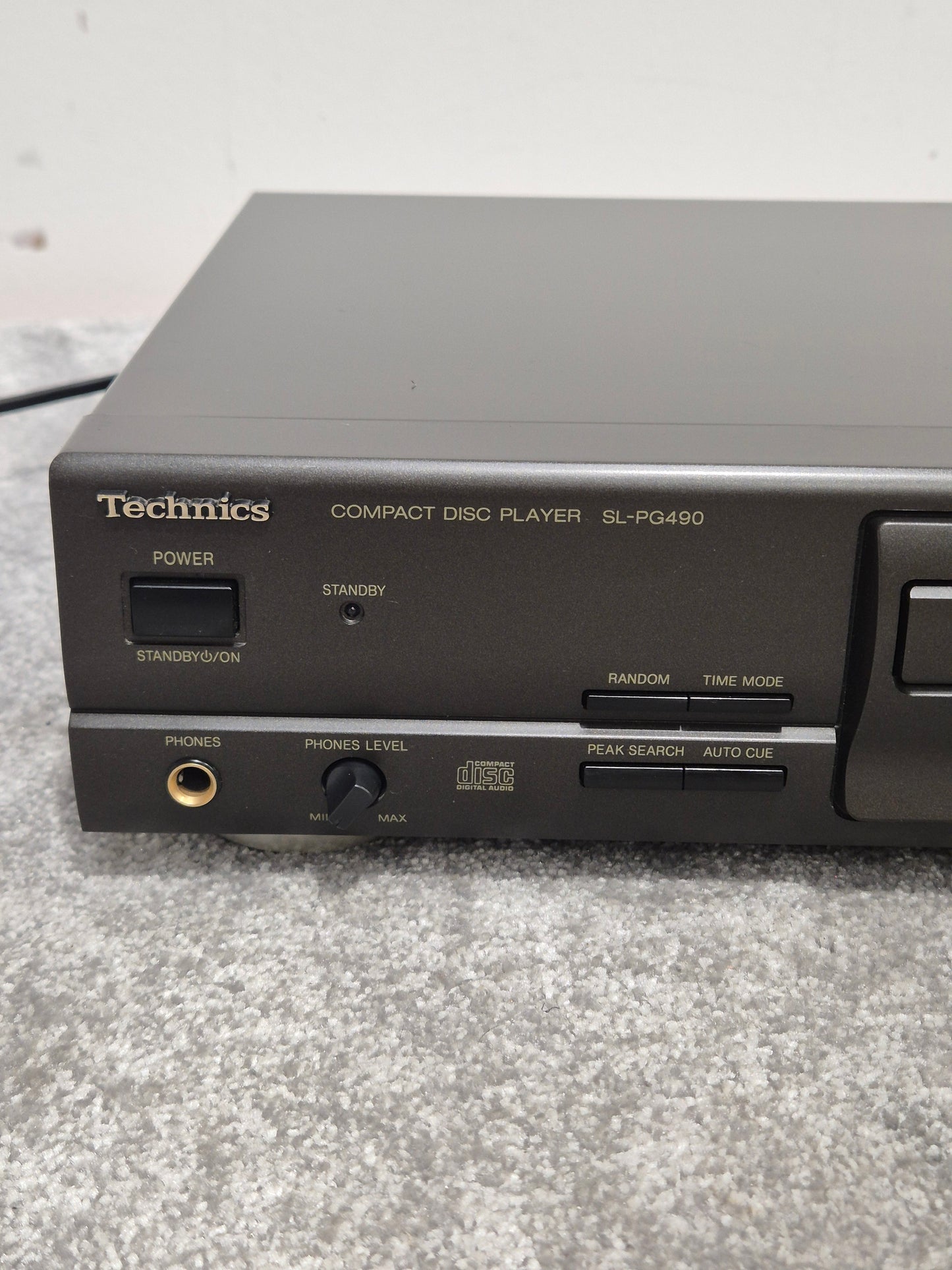 Technics SL-PG490 - CD Player - Spares or Repair