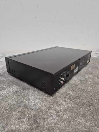 Technics SL-PG490 - CD Player - Spares or Repair