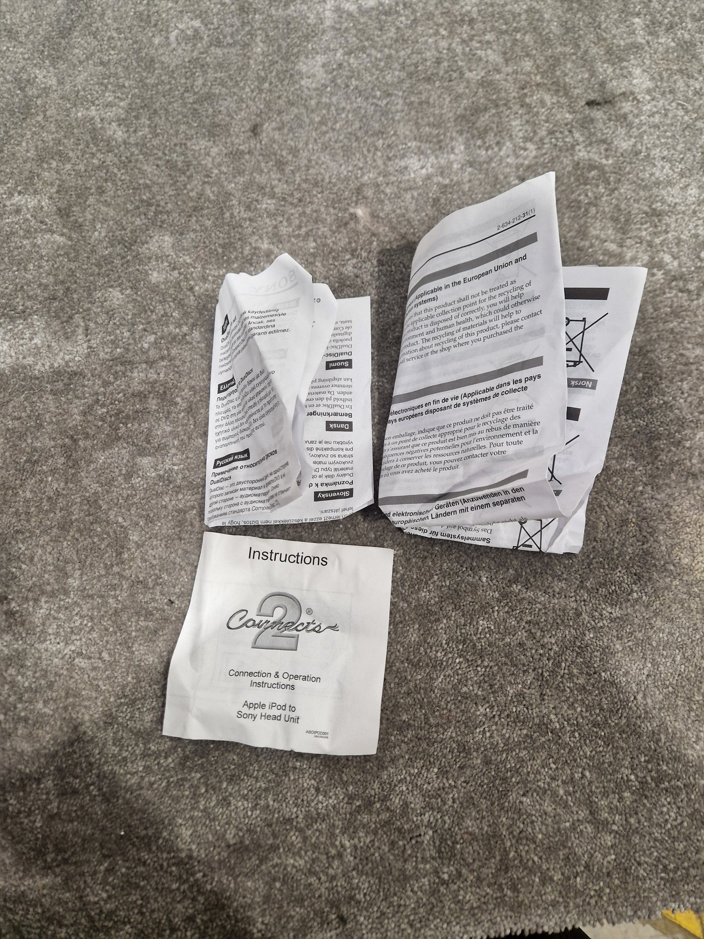 Sony CDX-F5550 - High-Quality Audio, Bluetooth Connectivity - Excellent w/ Original Box