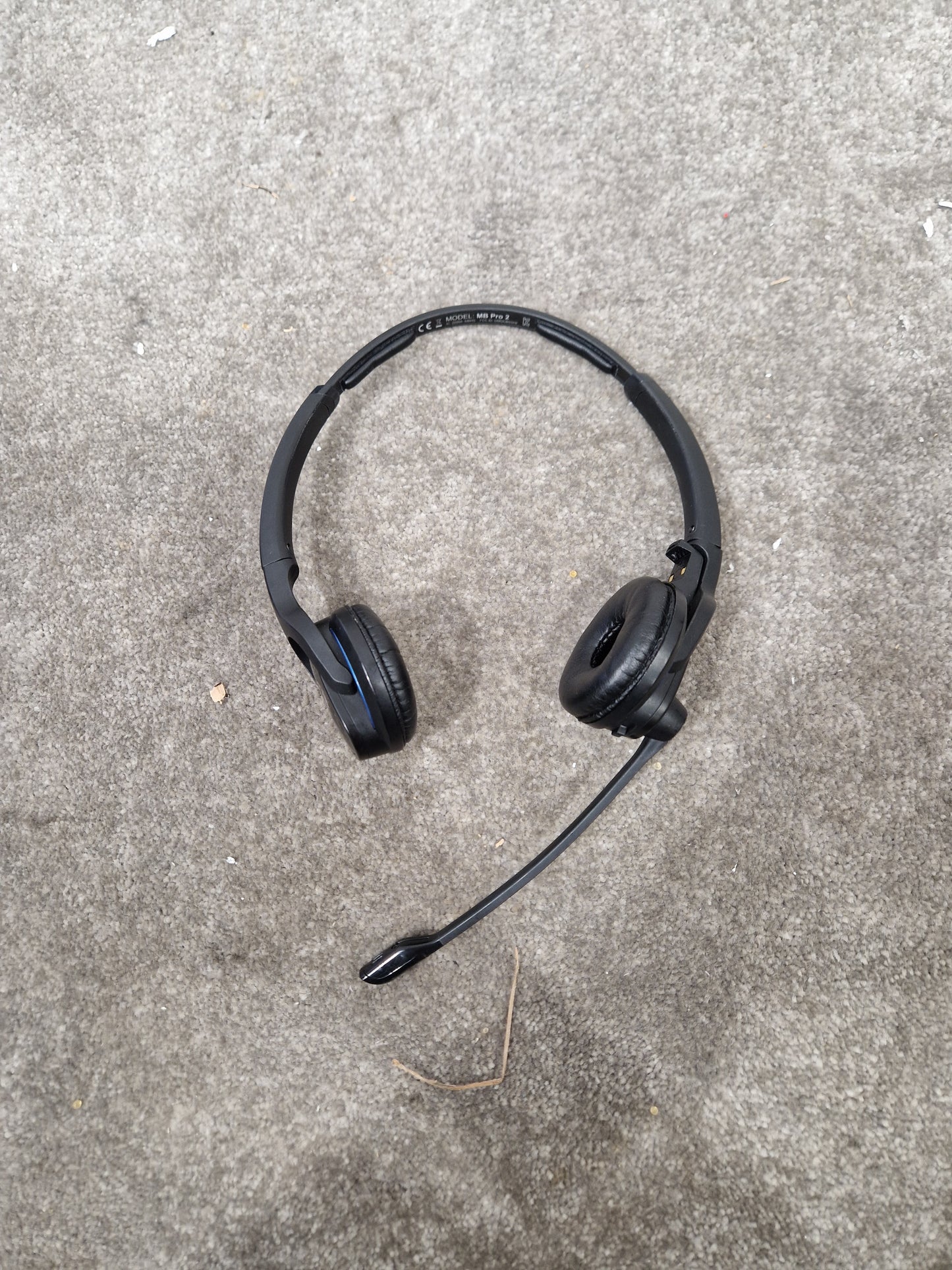 Sennheiser MB Pro 2 Headset - Noise-Cancelling, Bluetooth - Excellent