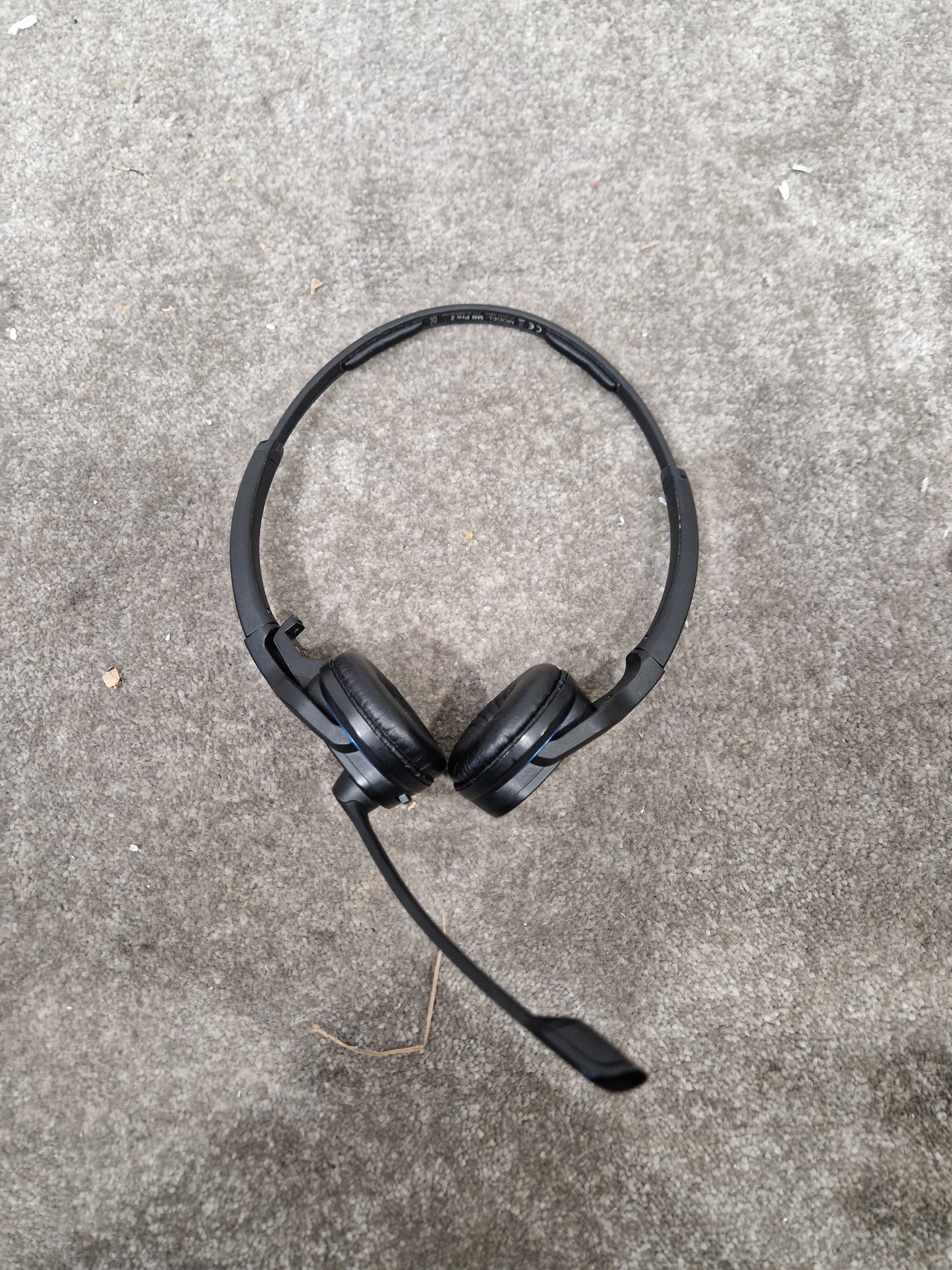 Sennheiser MB Pro 2 Headset - Noise-Canceling, Bluetooth - Excellent