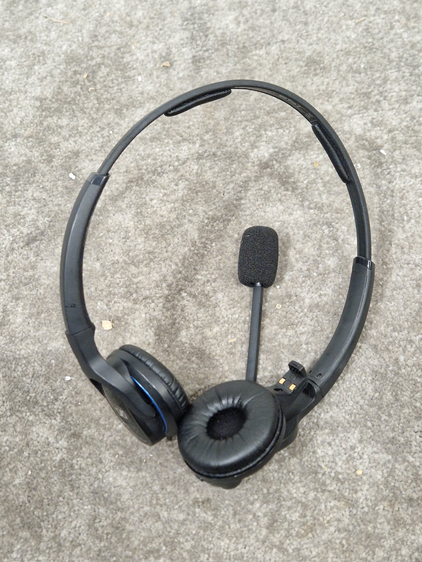 Sennheiser MB Pro 2 Headset - Noise-Canceling, Bluetooth - Excellent