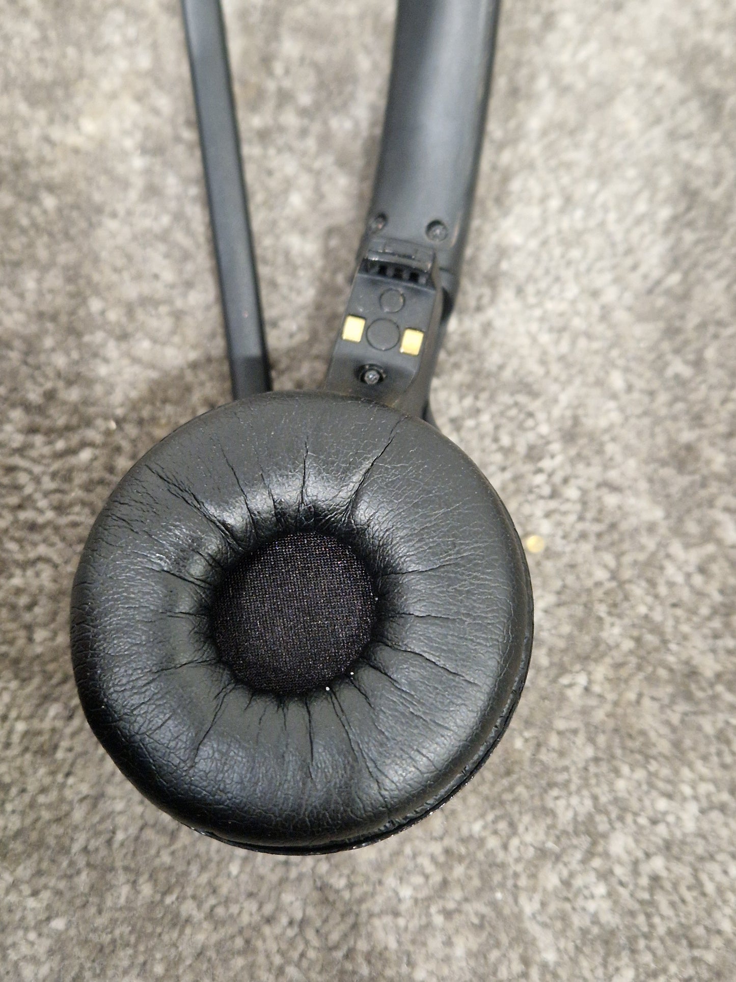 Sennheiser MB Pro 2 Headset - Noise-Canceling, Bluetooth - Excellent