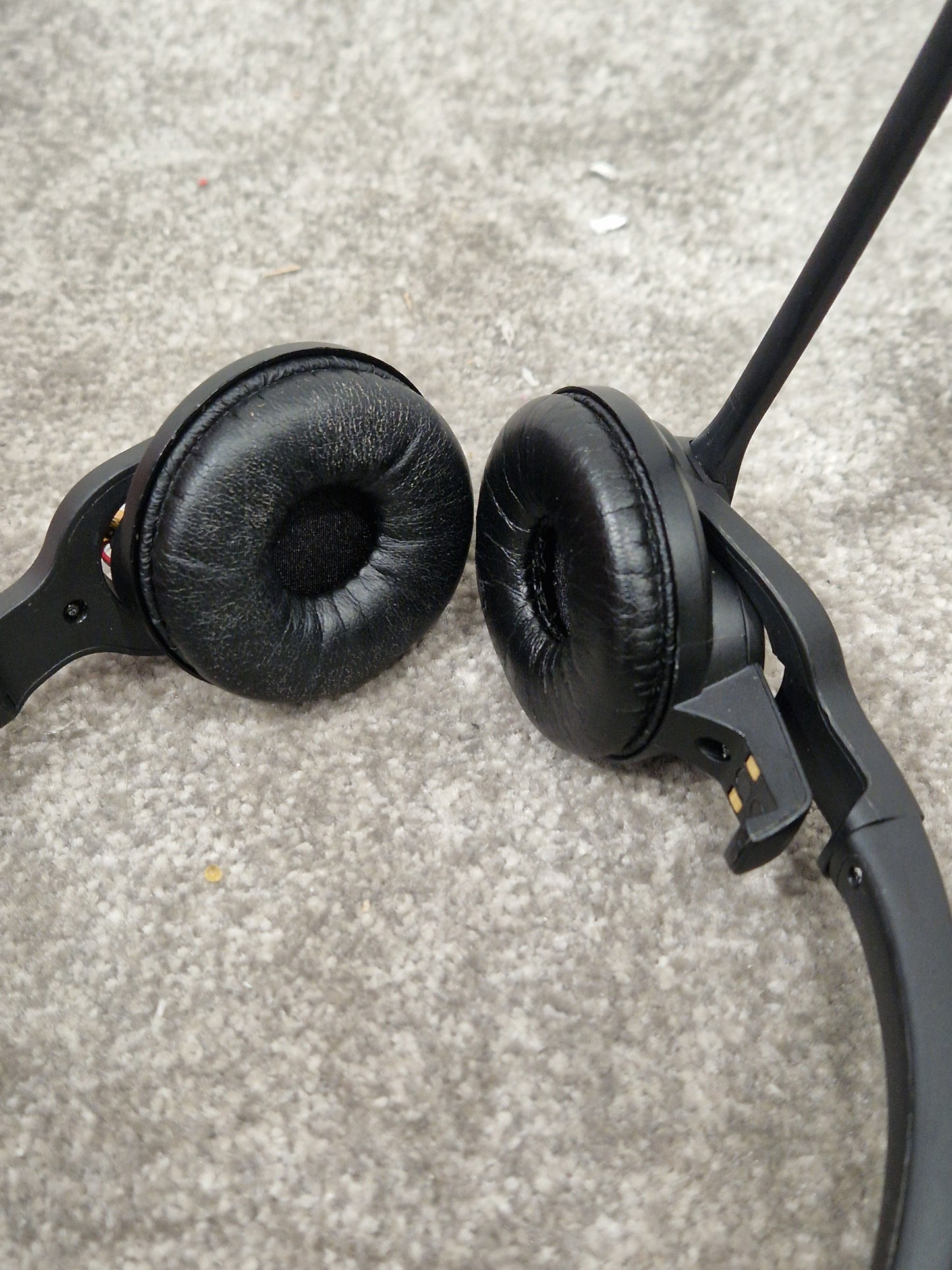 Sennheiser MB Pro 2 Headset - Noise-Cancelling, Bluetooth - Fair