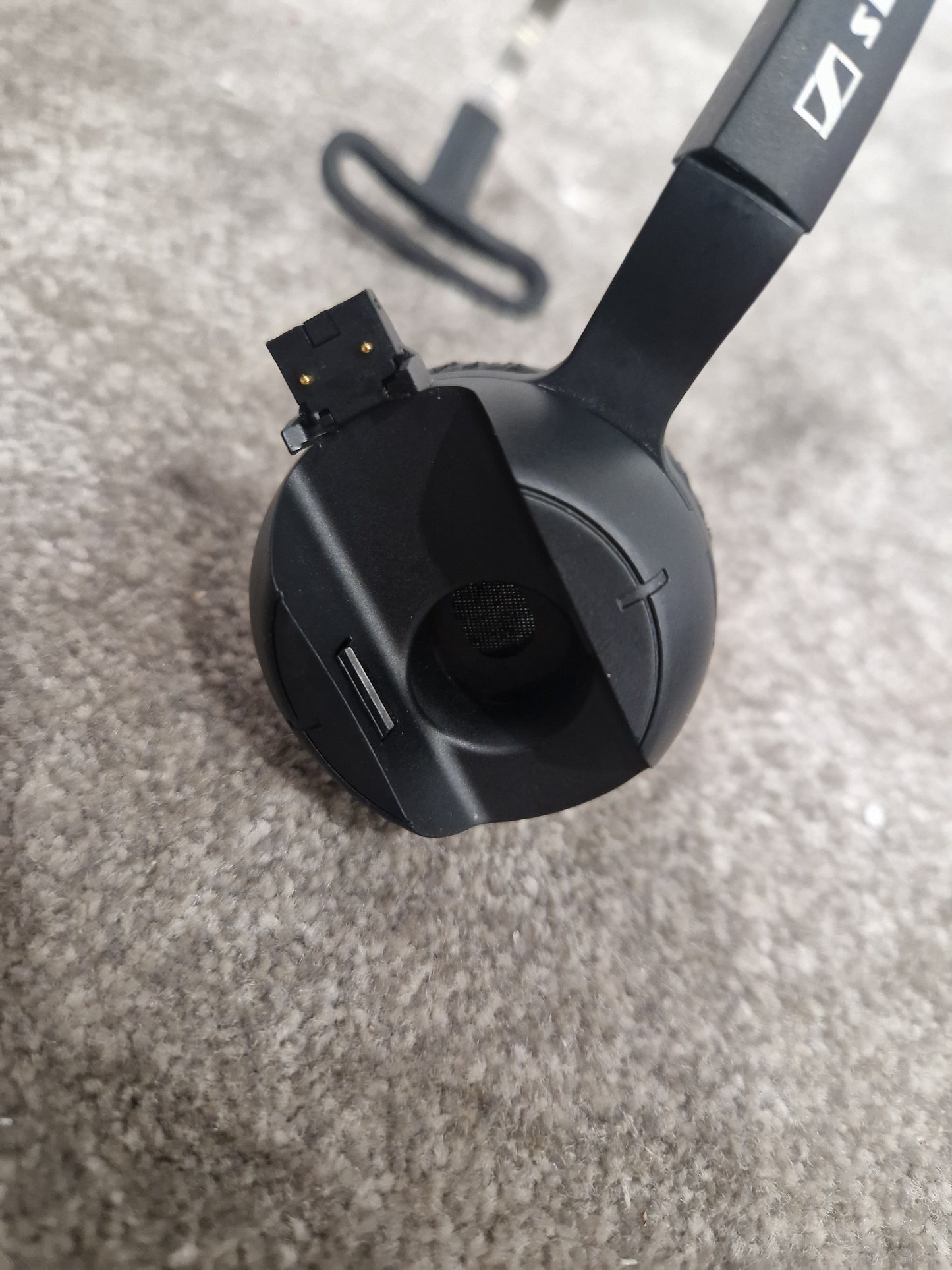 Sennheiser DW 10 HS Headset - Bluetooth Connector, Untested - Very Good