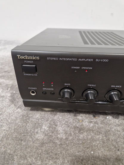 Technics SU-V300 - Stereo Integrated Amplifier, 2x30W - Spares or Repair