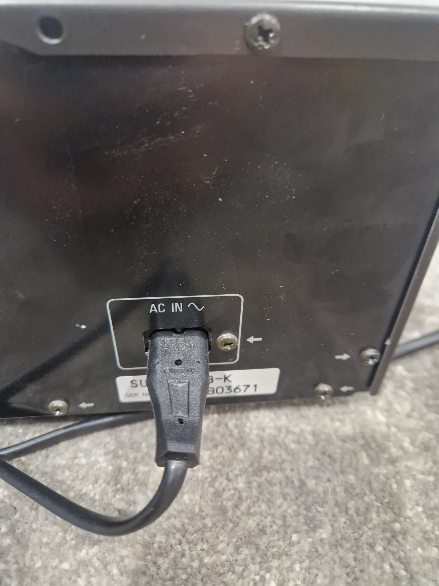 Technics SU-V300 - Stereo Integrated Amplifier, 2x30W - Spares or Repair