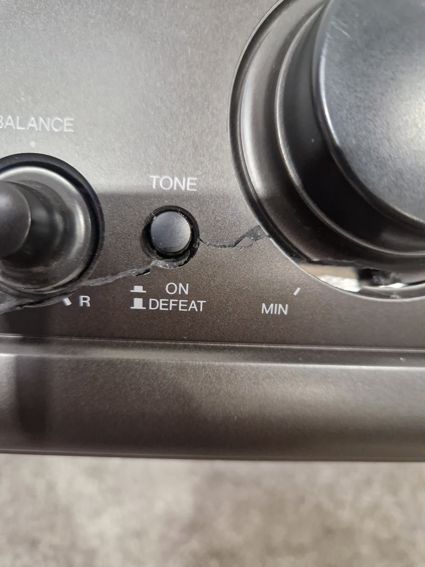 Technics SU-V300 - Stereo Integrated Amplifier, 2x30W - Spares or Repair