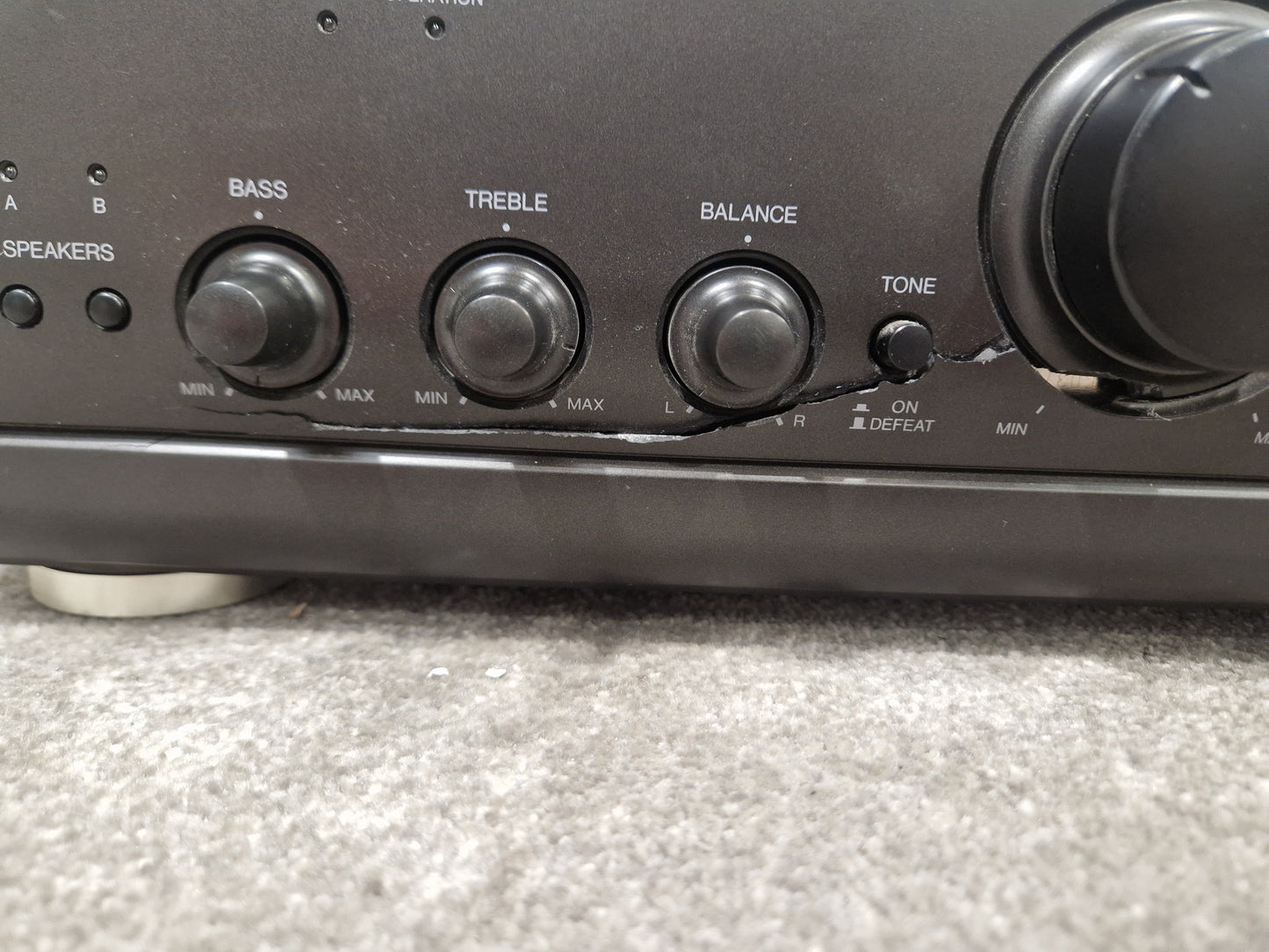 Technics SU-V300 - Stereo Integrated Amplifier, 2x30W - Spares or Repair