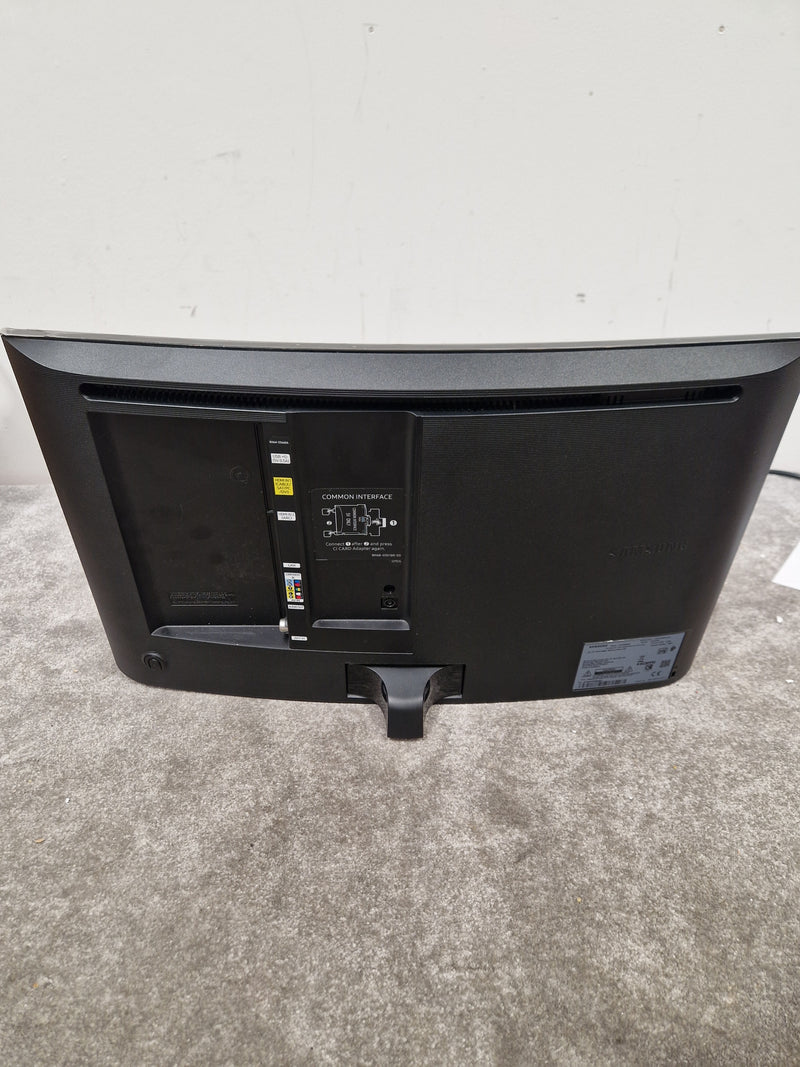 Samsung V24F39S - Curved LED Monitor - Excellent w/ Original Box & Power Supply (Read condition note) - Image 3