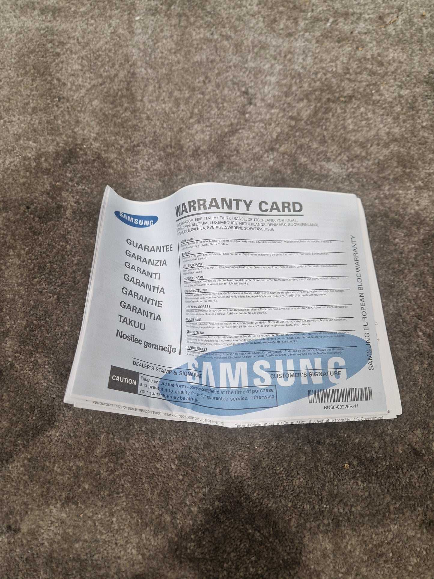 Samsung V24F39S - Curved LED Monitor - Excellent w/ Original Box & Power Supply (Read condition note)