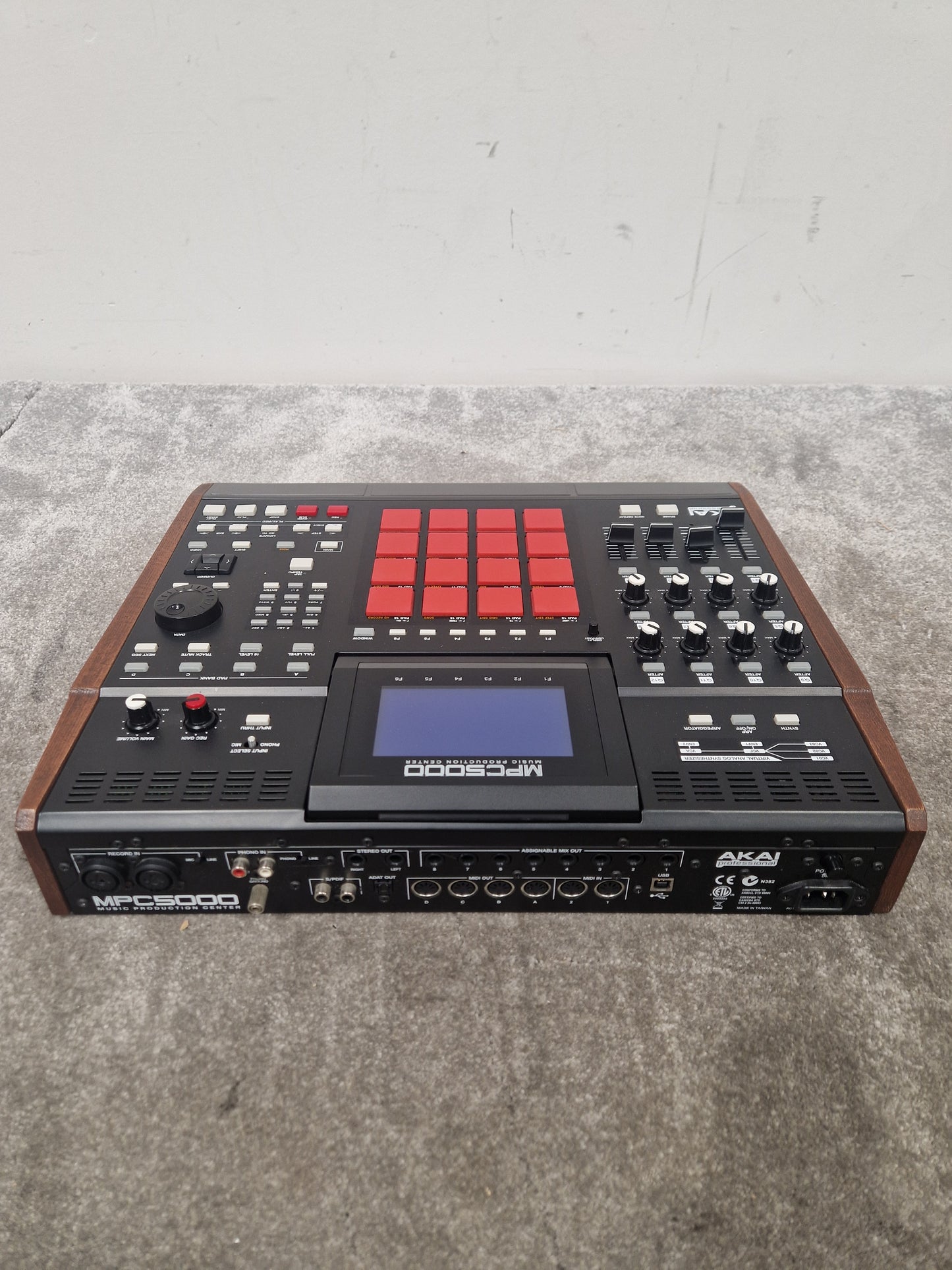 Akai Mpc 5000 - Music Production Center, 64-Track MIDI Sequencer - Excellent w/ Original Box & Power Supply