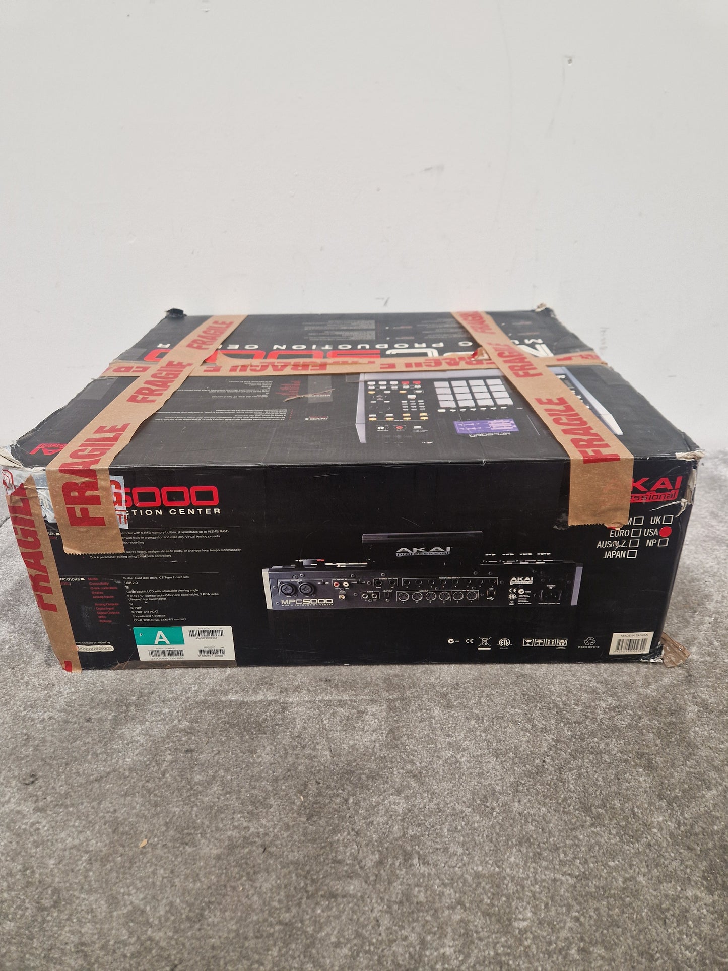 Akai Mpc 5000 - Music Production Center, 64-Track MIDI Sequencer - Excellent w/ Original Box & Power Supply