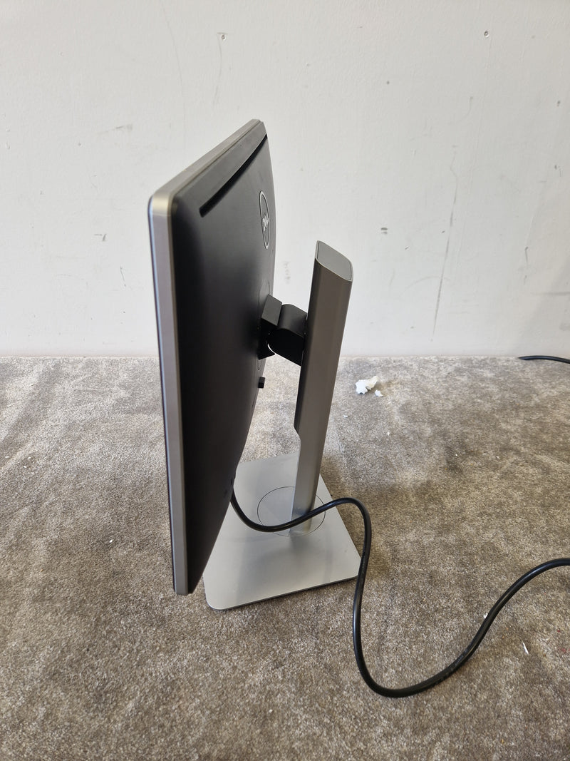 Dell 20 Inch Monitor Rev A00 - High Resolution, LED Display - Excellent w/ Power Supply & HDMI Cable - Image 7