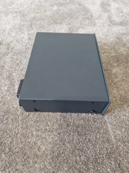 Kramer VA-50P 12V DC Rackmount Power Distributor – Spares or Repair – 6-Port AV Supply Unit