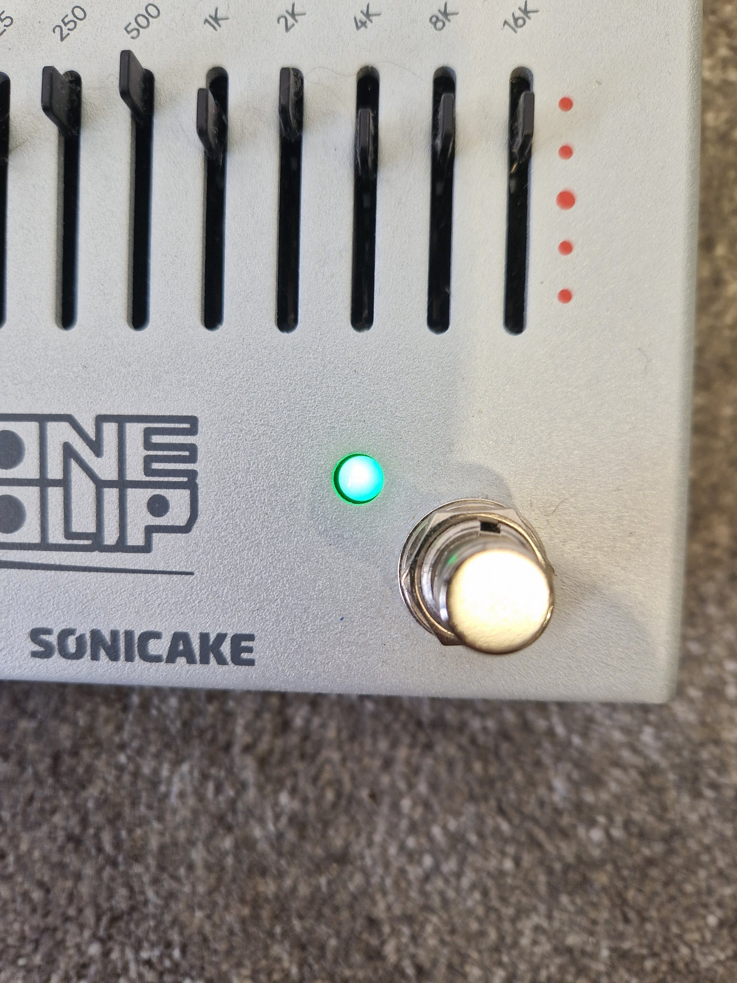 Sonicake Tone Grolip - Multi-Effects Pedal, Compact Design - Excellent