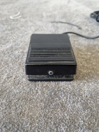 Unbranded Expression Pedal for Keyboard / Digital Piano - Durable, Reliable - Very Good
