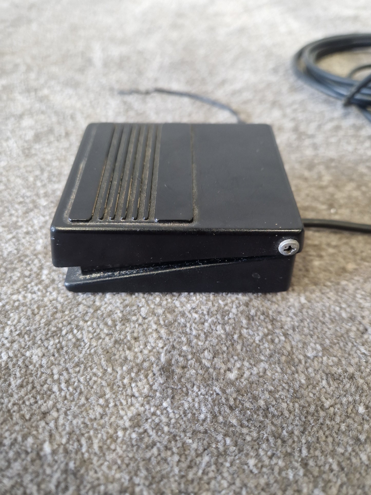 Unbranded Expression Pedal for Keyboard / Digital Piano - Durable, Reliable - Very Good