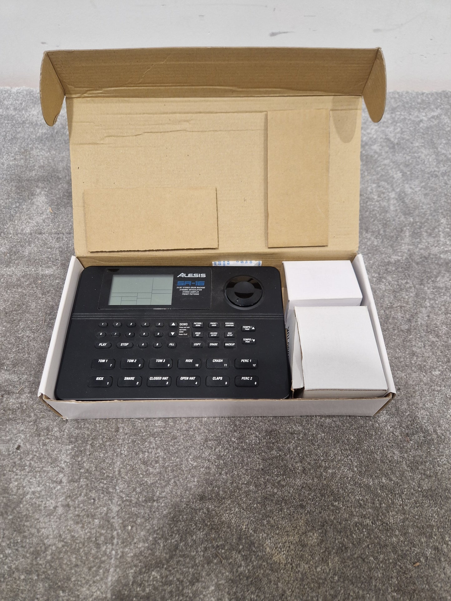 Alesis Sr-16 Drum Machine - 16-Bit, 24 Tracks - Excellent w/ Original Box & Power Supply & Manuals