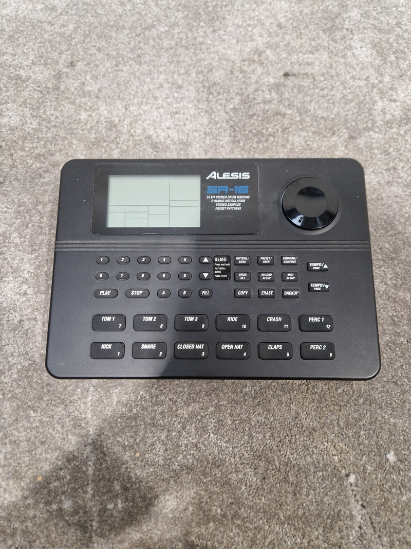 Alesis Sr-16 Drum Machine - 16-Bit, 24 Tracks - Excellent w/ Original Box & Power Supply & Manuals - Image 11