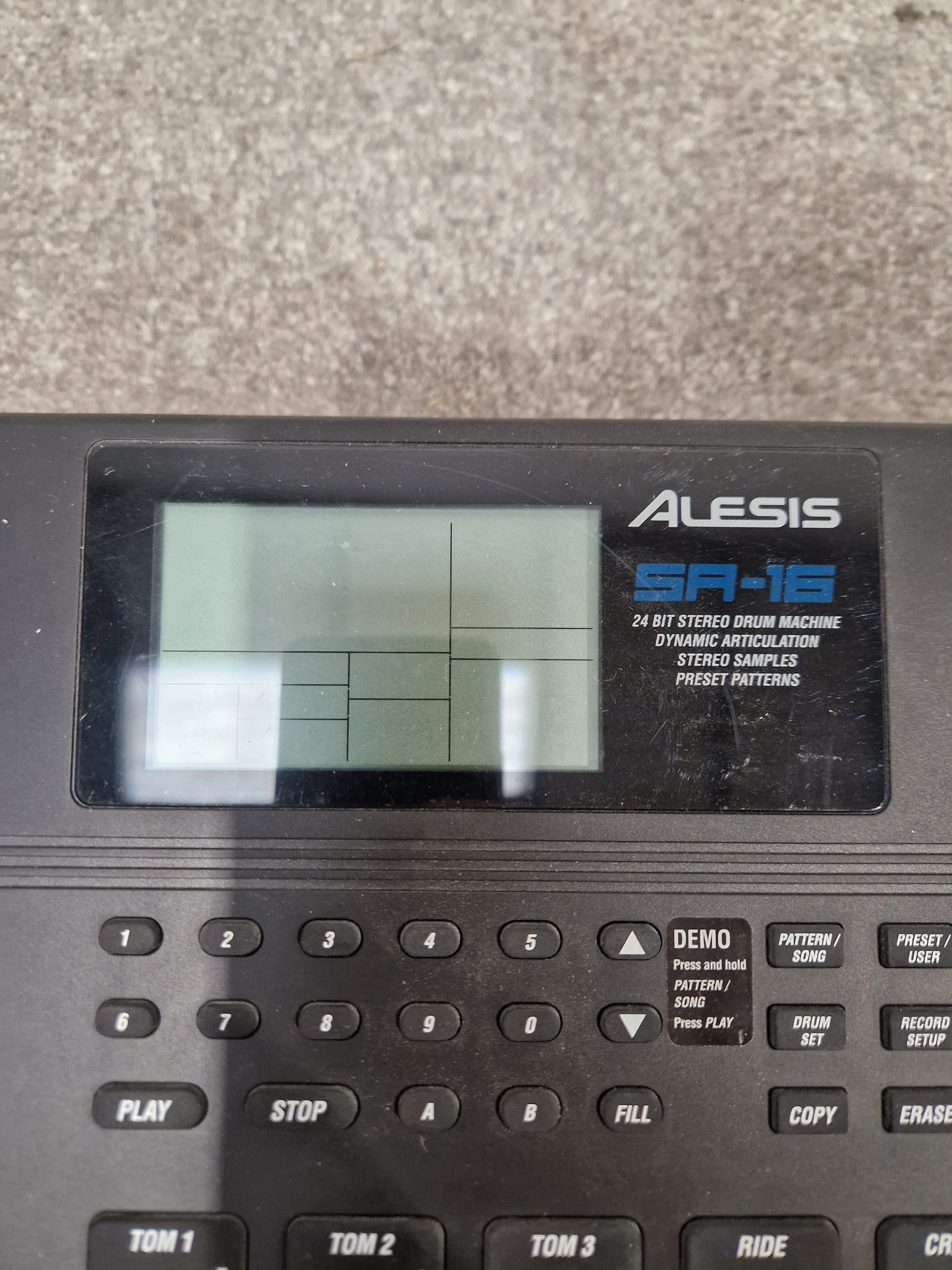 Alesis Sr-16 Drum Machine - 16-Bit, 24 Tracks - Excellent w/ Original Box & Power Supply & Manuals
