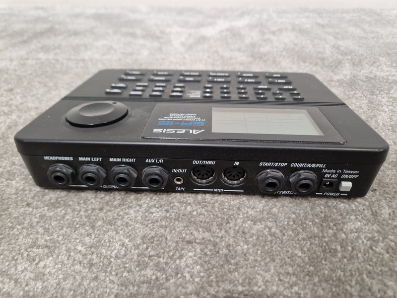 Alesis Sr-16 Drum Machine - 16-Bit, 24 Tracks - Excellent w/ Original Box & Power Supply & Manuals - Image 4