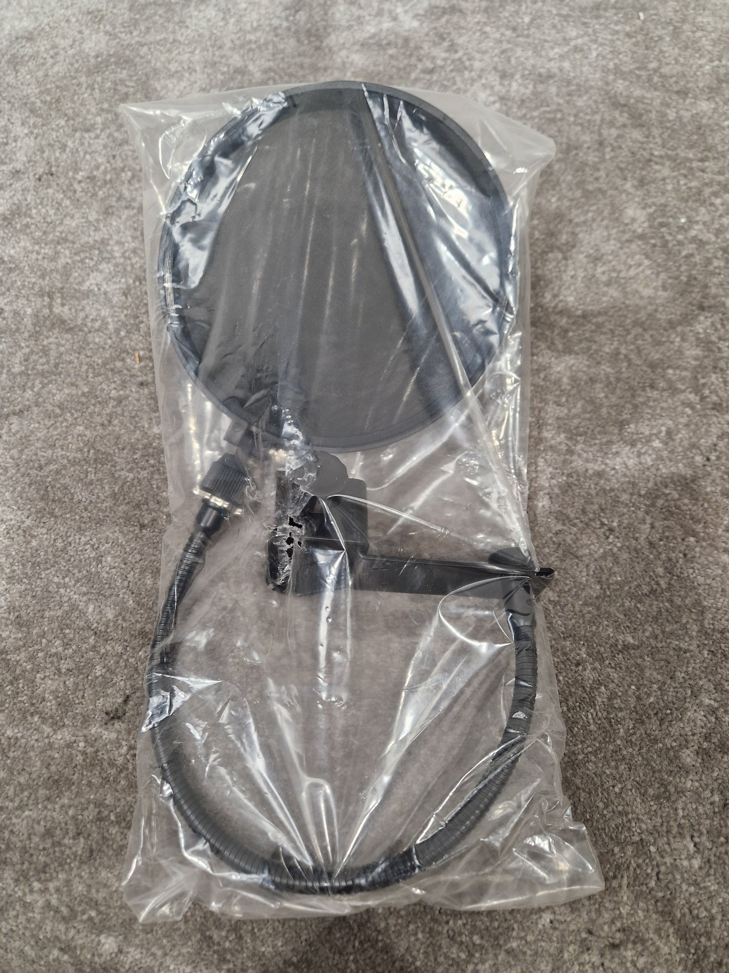 Stagg Pop Shield - Reduces Plosives, Easy to Use - Excellent w/ Original Box