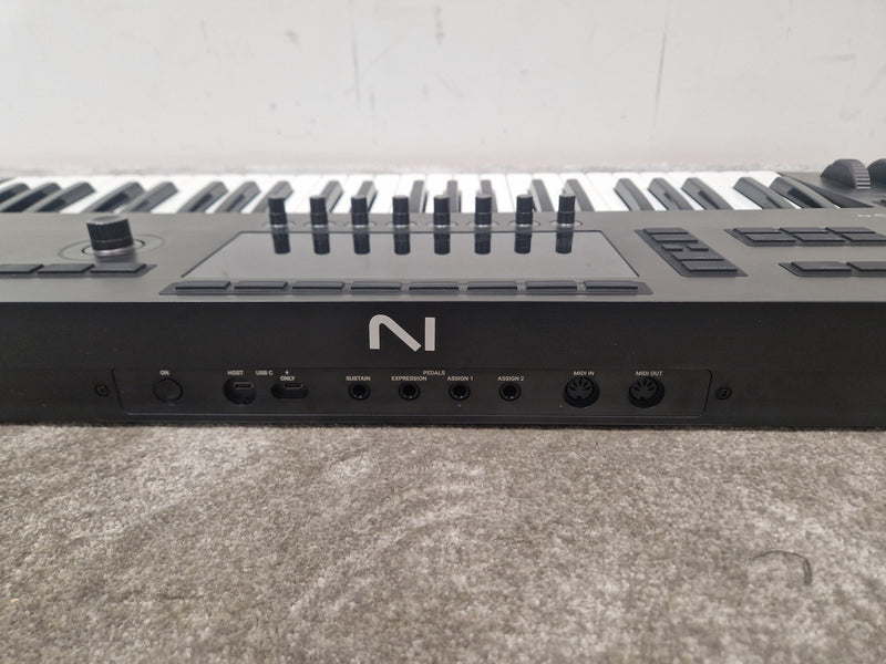 Kontrol S49 Mk3 - 49-Key MIDI Controller, USB Connectivity - Excellent w/ Original Box & Power Supply - Image 9