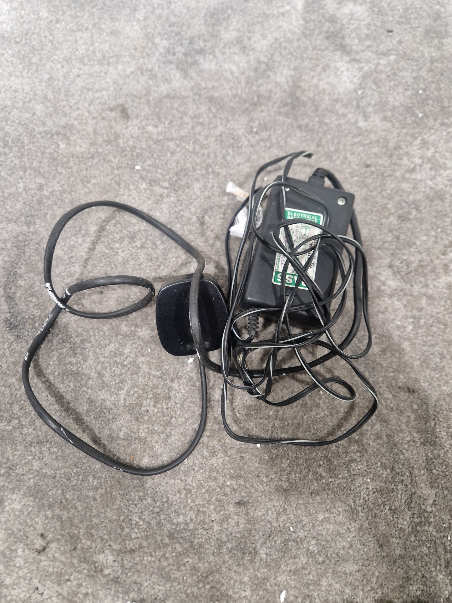 Novation Bass Station Rack - Analog Synthesizer, MIDI Control - Very Good w/ Original Box & Power Supply & Manuals