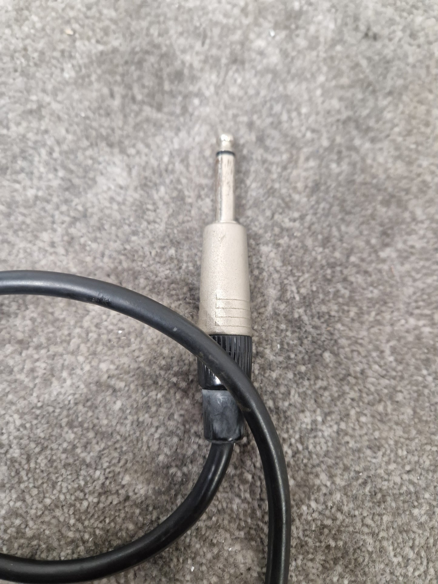 3ft Unbranded Guitar Cable - Durable, Reliable - Excellent