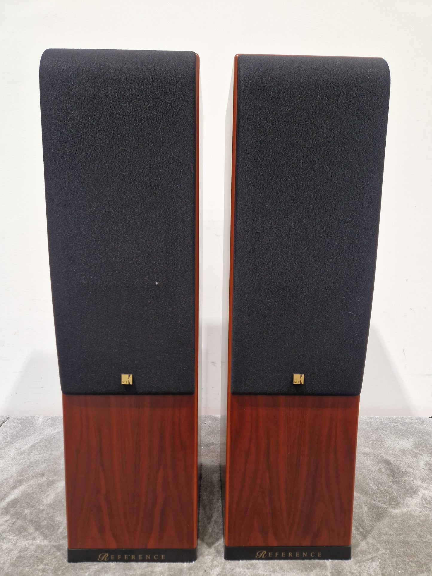 Pair of KEF Reference Series Model One ~ Two High-Fidelity Speakers, Uni-Q Driver Array - Excellent w/ Feet for speaker