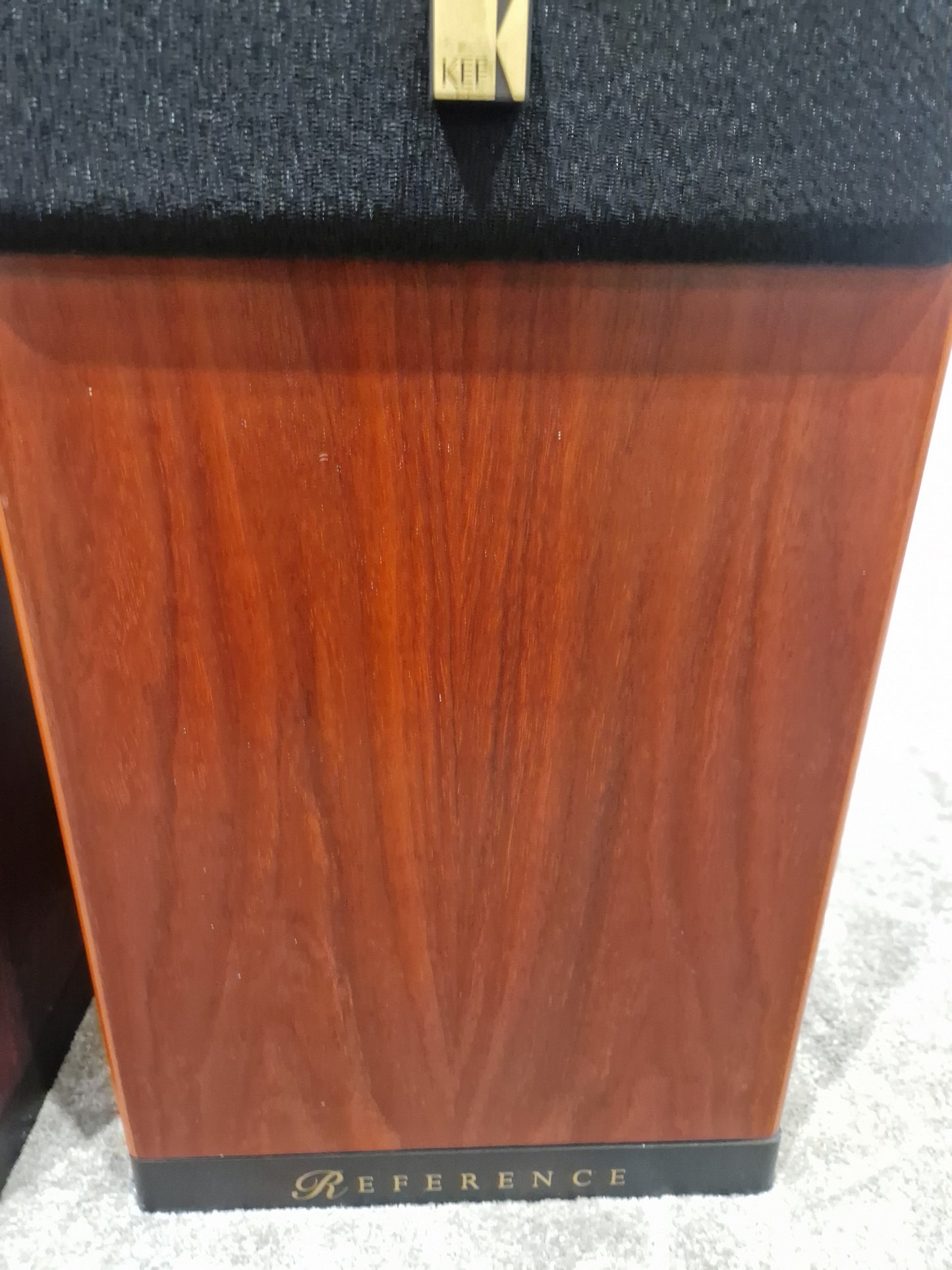 Pair of KEF Reference Series Model One ~ Two High-Fidelity Speakers, Uni-Q Driver Array - Excellent w/ Feet for speaker