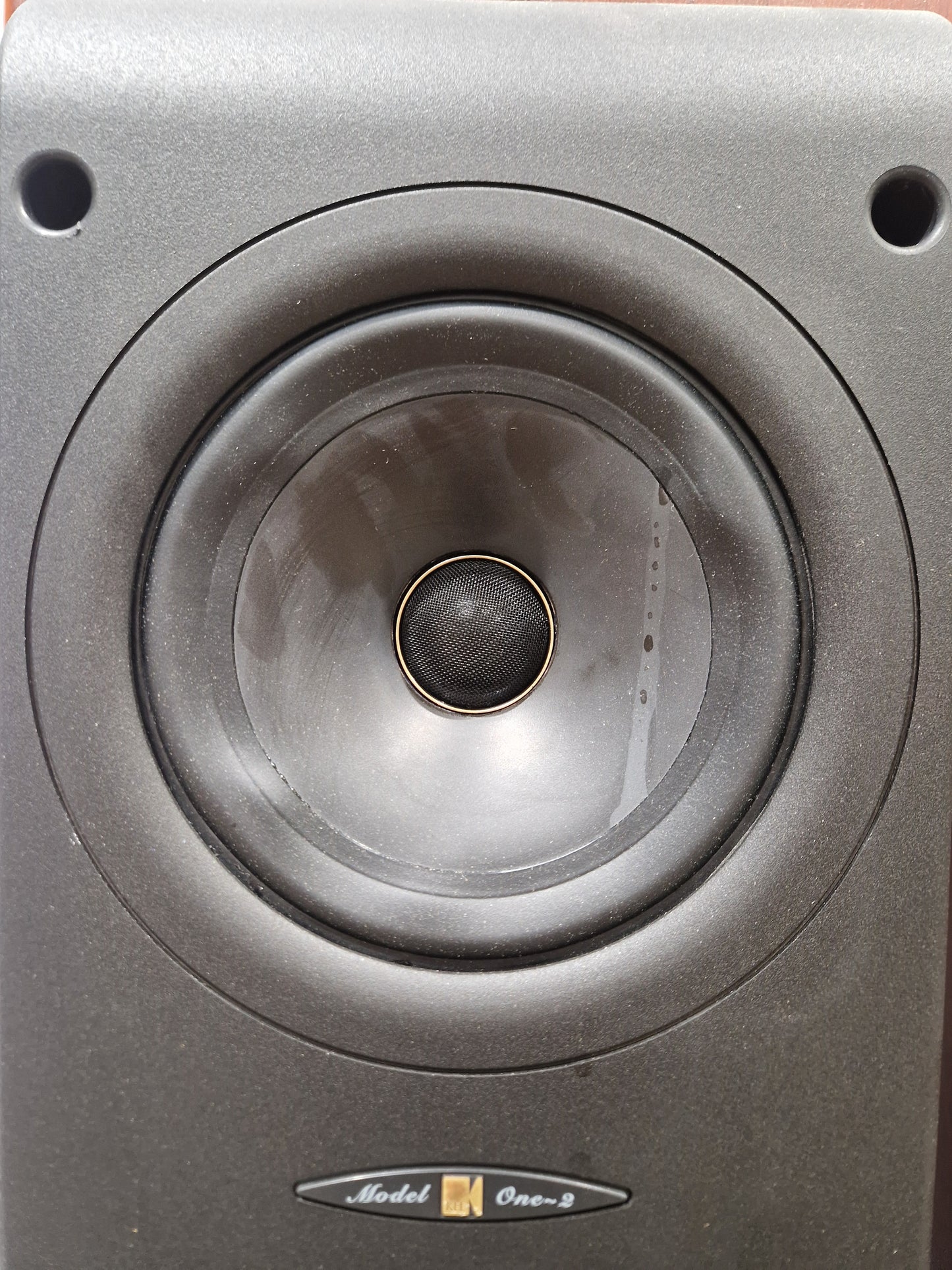 Pair of KEF Reference Series Model One ~ Two High-Fidelity Speakers, Uni-Q Driver Array - Excellent w/ Feet for speaker