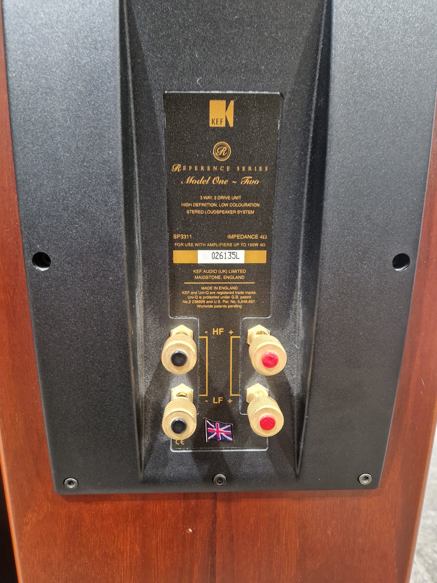 Pair of KEF Reference Series Model One ~ Two High-Fidelity Speakers, Uni-Q Driver Array - Excellent w/ Feet for speaker